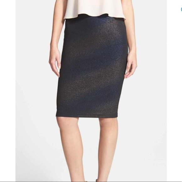 ASTR the label Metallic Pencil Skirt/  XS. - Picture 1 of 10